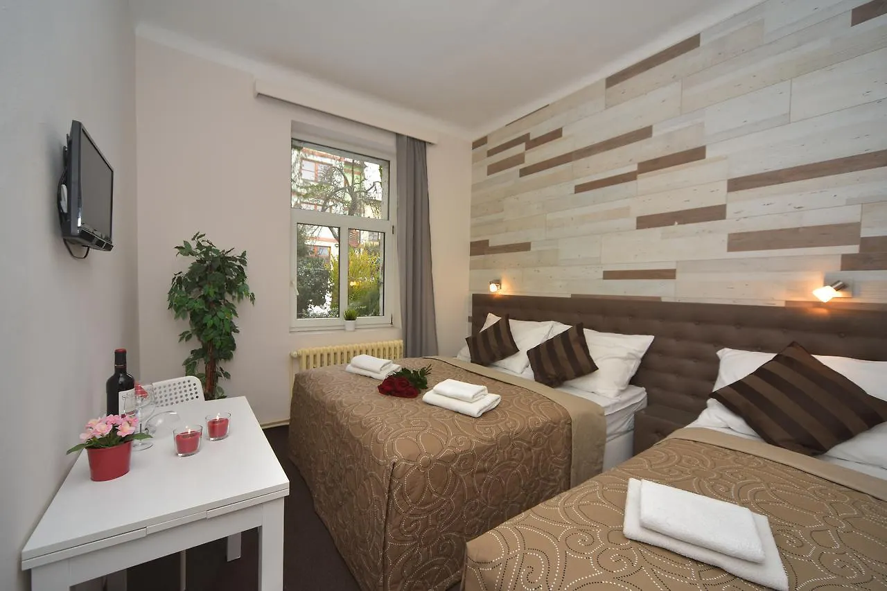 Pink House Apartments Praga Repubblica Ceca